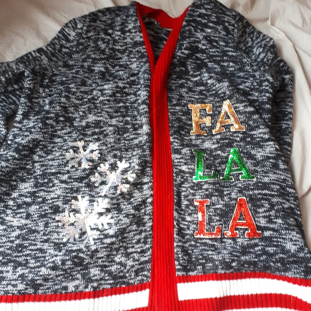 Women's Christmas Cardigan in Excellent Condition
